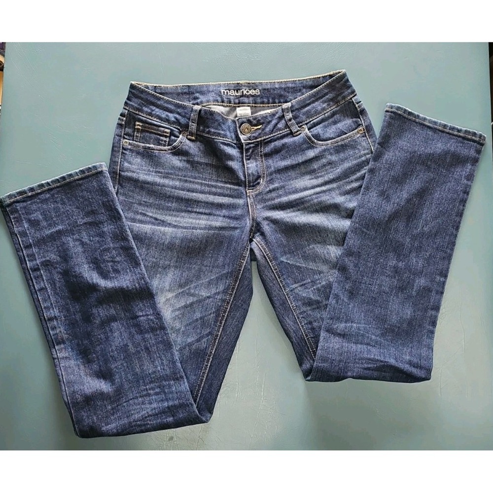 Maurices Womens Blue Distressed Straight Leg Jeans Size 5/6 Med Wash 32 Inseam